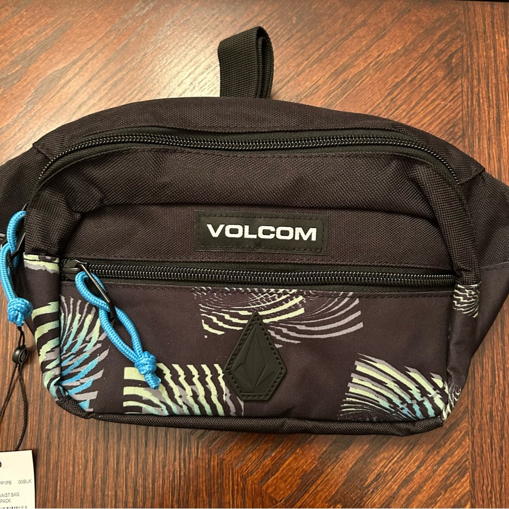 Volcom Launch Waistpack Black Unisex Fanny Pack Crossbody Travel Pouch 🆕